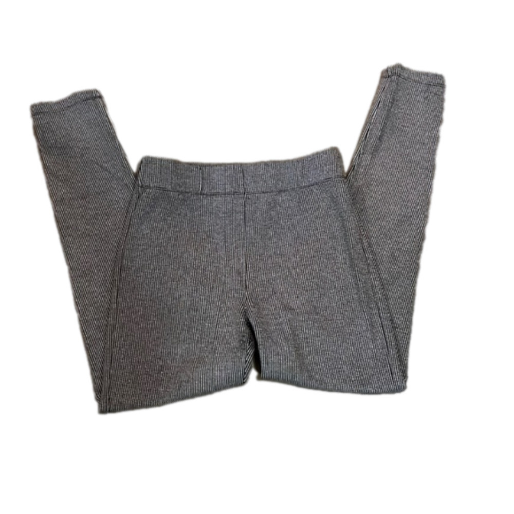 𝅺Forever 21 Dress Pants/Leggings Blk & Wht